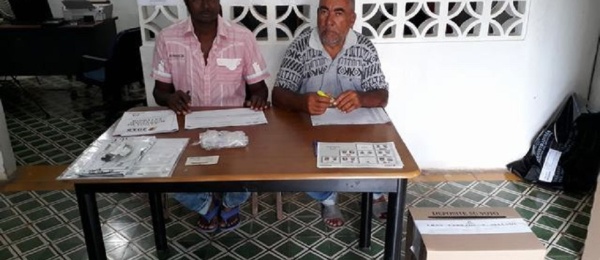  Funcionarios del Consulado de Colombia en Puerto Obaldía presidieron el acto protocolario de inicio de la jornada electoral